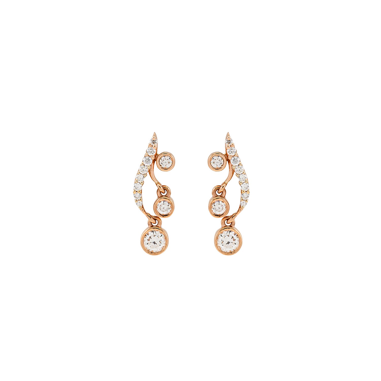 Diamond Earrings. Earring for Gift. Stud Earring. Anatol. Gift. Everyday earring. Easy to wear earring. Sparkly earring. Anatol Jewelry. Fine Jewelry. Golden Hall. Kifissia. Χρυσό σκουλαρίκι. Σκουλαρίκι καρφωτό. Σκουλαρίκι με διαμάντια. Χρυσά κοσμήματα. Κοσμήματα Κηφισιά. Σκουλαρίκι με μπριγιάν.
