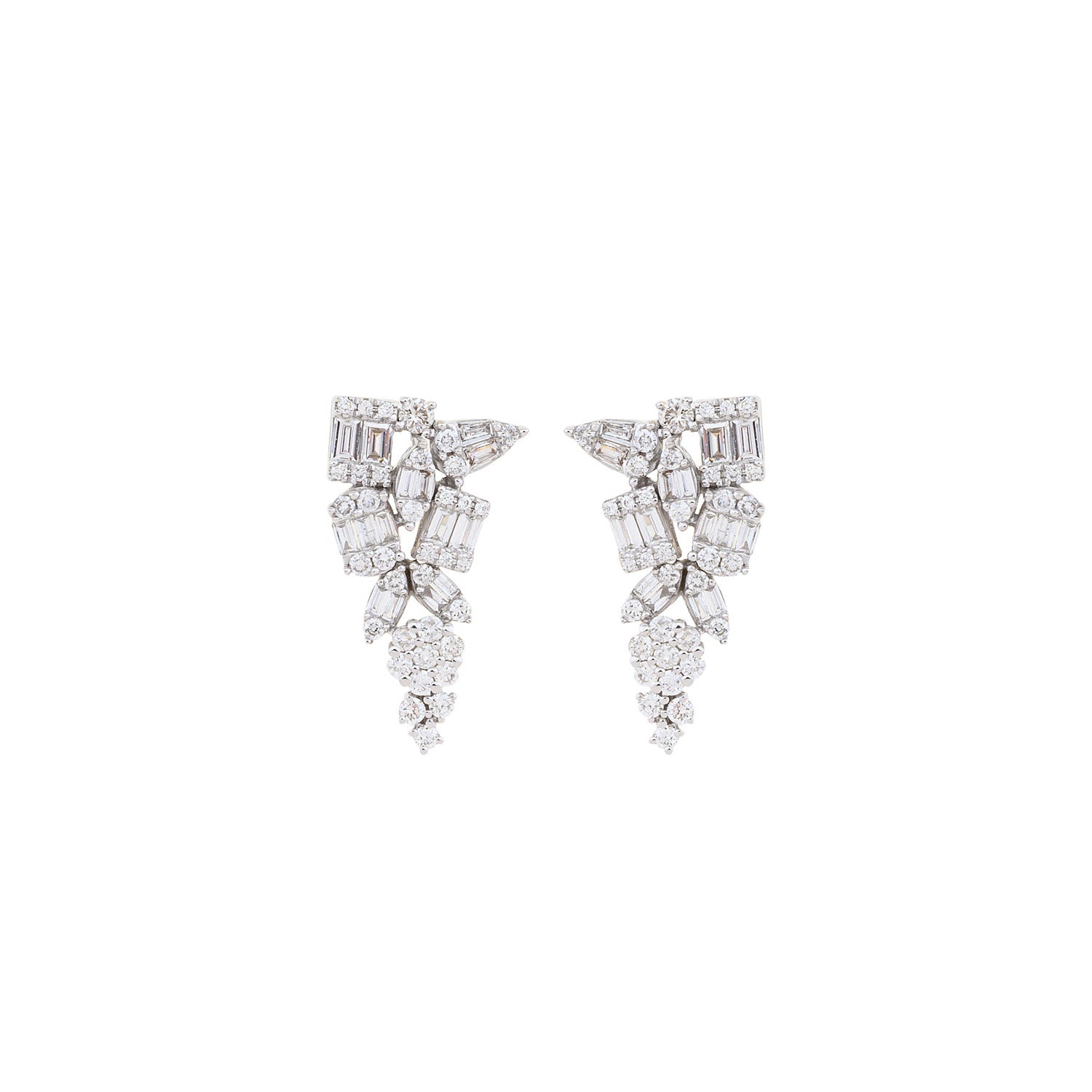 Fine Jewelry Earring. Gold and diamond earring. High end jewelry earring.. Anatol jewelry. Golden Hall. Diamond Cluster Earring.