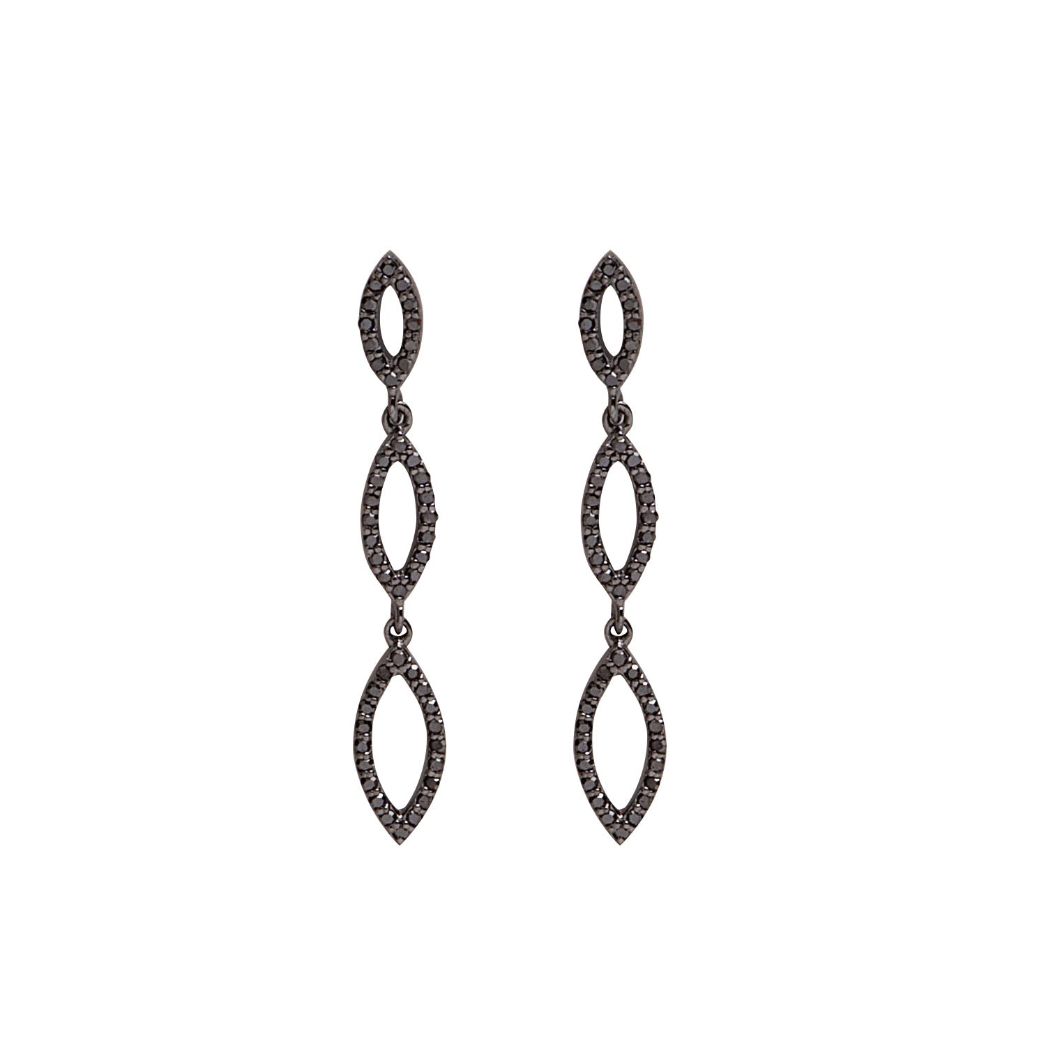 Diamond Earrings. Earring for Gift. Stud Earring. Anatol. Gift. Everyday earring. Easy to wear earring. Sparkly earring. Anatol Jewelry. Fine Jewelry. Golden Hall. Kifissia. Χρυσό σκουλαρίκι. Σκουλαρίκι καρφωτό. Σκουλαρίκι με διαμάντια. Χρυσά κοσμήματα. Κοσμήματα Κηφισιά. Σκουλαρίκι με μπριγιάν.