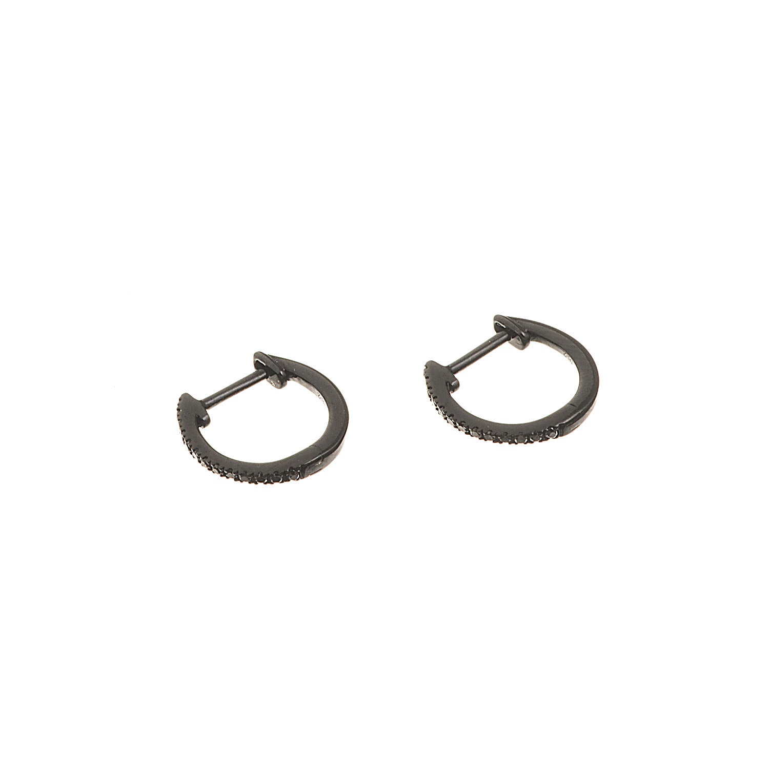 Diamond Hoop earrings. Hoop earrings. Gold hoop earrings. Gold and Diamond hoop earrings. Easy to wear hoops. Diamond hoops. Diamond earrings for gift. Χρυσοί κρίκοι. Διαμαντένιοι κρίκοι. Κρίκος με διαμάντια. Σκουλαρίκια κρίκοι. Σκουλαρίκι για δώρο. Fine jewelry. Anatol. Kifissia. Golden Hall. Athens.