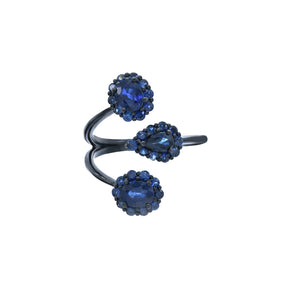 Sapphire Ring. Diamond and sapphire ring. Precious stone ring. High end ring. Anatol jewelry. Fine jewelry. Golden Hall. Kifissia. Vivid blue sapphire. Fine jewelry. Ring. Engagement ring. Royal blue ring. Athens. Δαχτυλίδι με διαμάντια. Δαχτυλίδι με μπλε ζαφείρι. Δαχτυλίδι κόσμημα. Καλό δαχτυλίδι. Κοσμήματα. 